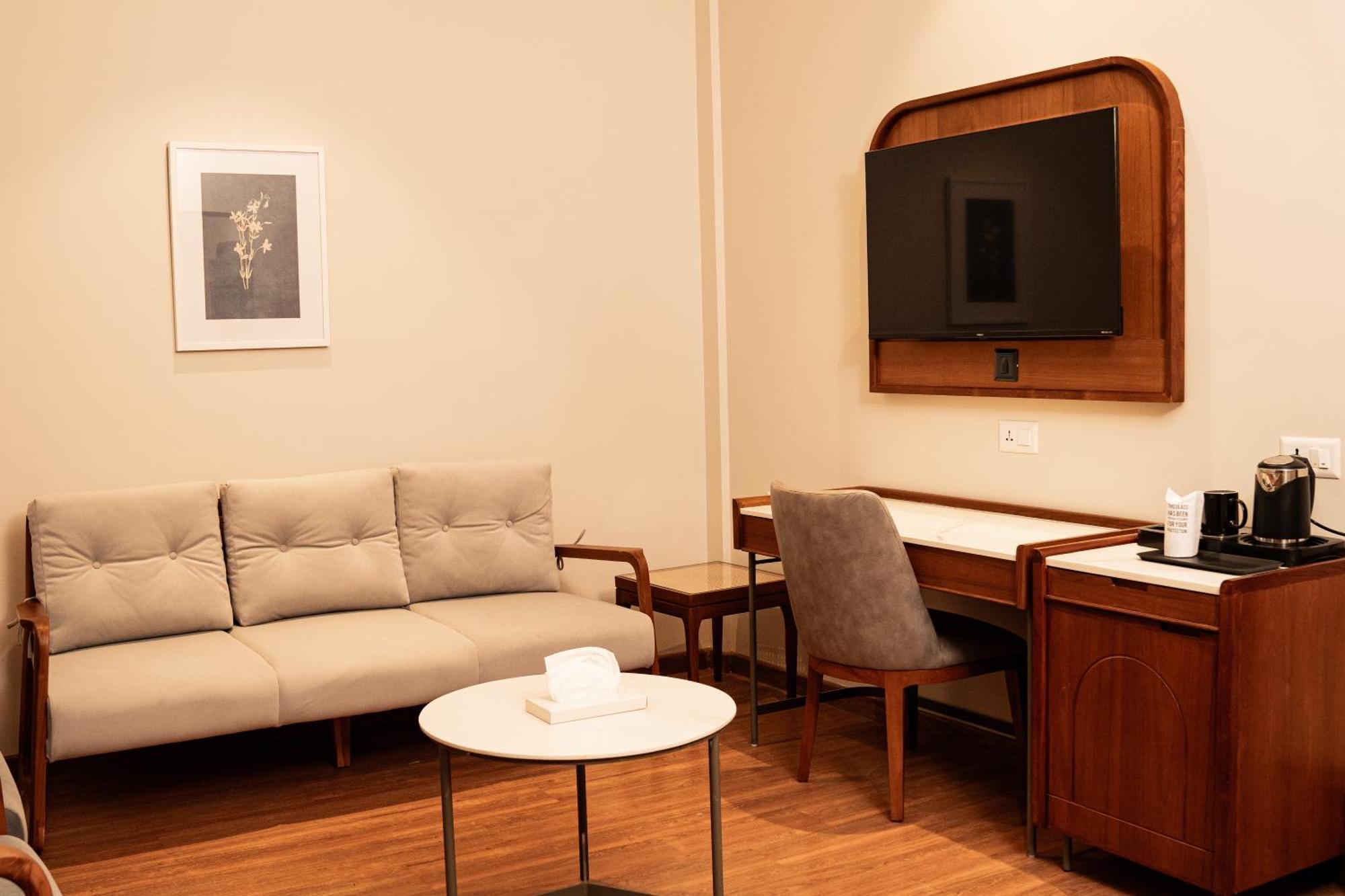 Hotel Benhur Kochi Kültér fotó